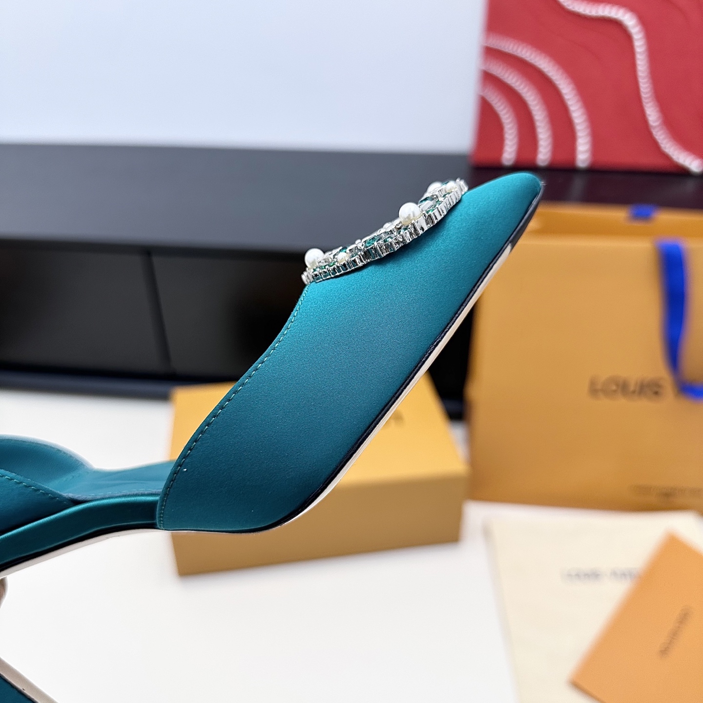 Women's high heels